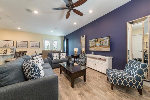 Villa ou maison à vendre à Kissimmee, Floride: 5 chambres, 244.52 m2 № 2419657 - photo 2