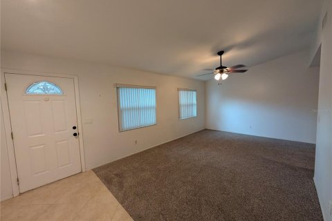House in Odessa, Florida 3 bedrooms, 148.74 sq.m. № 1807389 - photo 30