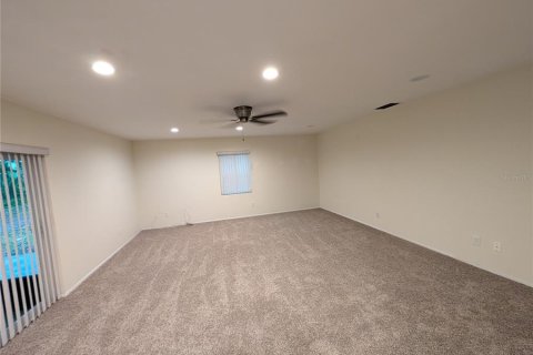 House in Odessa, Florida 3 bedrooms, 148.74 sq.m. № 1807389 - photo 29