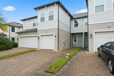 House in Clearwater, Florida 3 bedrooms, 172.15 sq.m. № 2410170 - photo 4