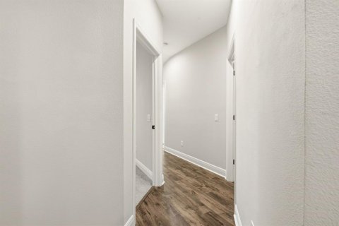 House in Clearwater, Florida 3 bedrooms, 172.15 sq.m. № 2410170 - photo 22