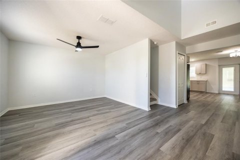 House in Alachua, Florida 5 bedrooms, 260.5 sq.m. № 1743425 - photo 6