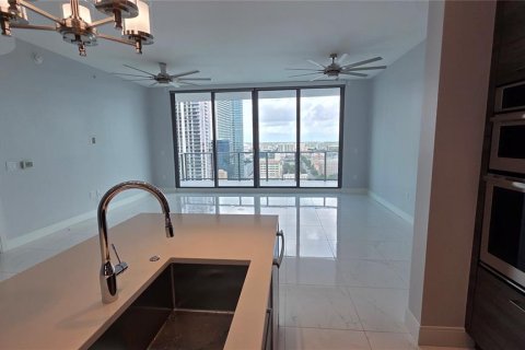 Condo in Saint Petersburg, Florida, 2 bedrooms  № 2275474 - photo 19