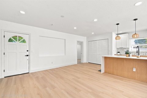 Villa ou maison à vendre à Saint Petersburg, Floride: 4 chambres, 137.03 m2 № 2239003 - photo 20