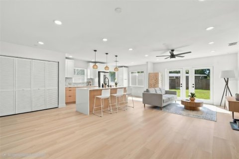 Villa ou maison à vendre à Saint Petersburg, Floride: 4 chambres, 137.03 m2 № 2239003 - photo 3