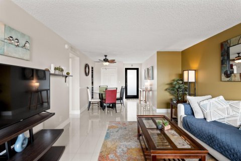 Copropriété à vendre à Hallandale Beach, Floride: 1 chambre, 81.38 m2 № 2147158 - photo 13