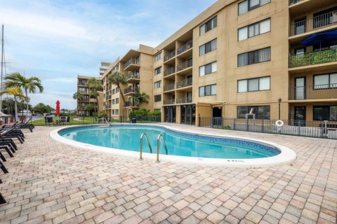 Copropriété à vendre à Hallandale Beach, Floride: 1 chambre, 81.38 m2 № 2147158 - photo 27