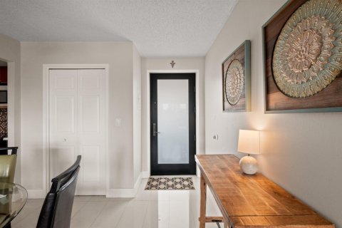 Copropriété à vendre à Hallandale Beach, Floride: 1 chambre, 81.38 m2 № 2147158 - photo 23