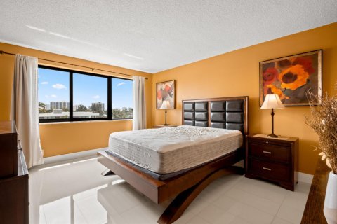 Copropriété à vendre à Hallandale Beach, Floride: 1 chambre, 81.38 m2 № 2147158 - photo 20