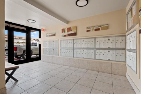Copropriété à vendre à Hallandale Beach, Floride: 1 chambre, 81.38 m2 № 2147158 - photo 26