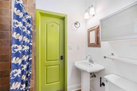 Купить виллу или дом в Сарасота, Флорида 4 комнаты, 130.06м2, № 1626213 - фото 24