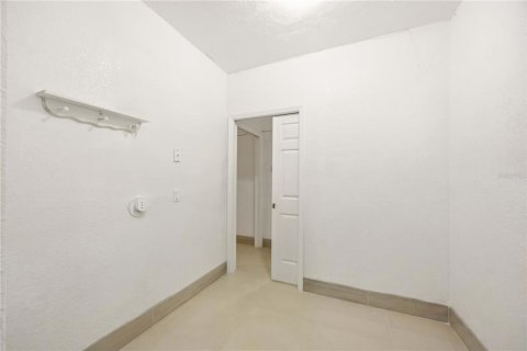 Immobilier commercial à vendre à Port Charlotte, Floride: 128.58 m2 № 2201856 - photo 22