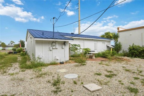 Immobilier commercial à vendre à Port Charlotte, Floride: 128.58 m2 № 2201856 - photo 29