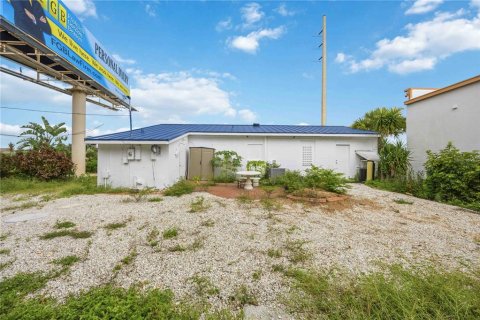Immobilier commercial à vendre à Port Charlotte, Floride: 128.58 m2 № 2201856 - photo 30