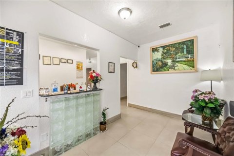 Immobilier commercial à vendre à Port Charlotte, Floride: 128.58 m2 № 2201856 - photo 5