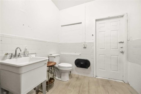 Immobilier commercial à vendre à Port Charlotte, Floride: 128.58 m2 № 2201856 - photo 19