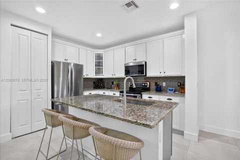 Villa ou maison à vendre à Pompano Beach, Floride: 3 chambres, 135.17 m2 № 2303703 - photo 11