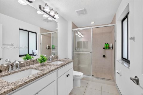Villa ou maison à vendre à Pompano Beach, Floride: 3 chambres, 135.17 m2 № 2303703 - photo 18