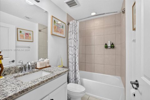 Villa ou maison à vendre à Pompano Beach, Floride: 3 chambres, 135.17 m2 № 2303703 - photo 21