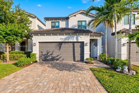 Villa ou maison à Pompano Beach, Floride 3 chambres, 135.17 m2 № 2303703