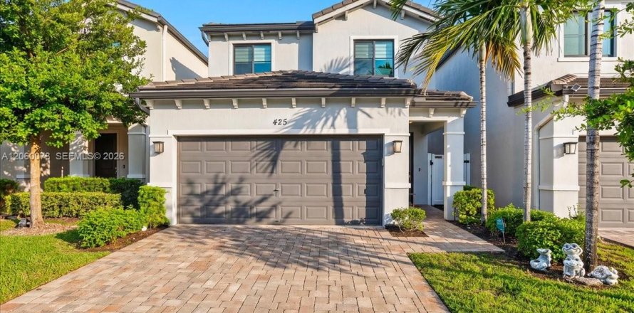 Villa ou maison à Pompano Beach, Floride 3 chambres, 135.17 m2 № 2303703