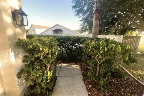 Casa en venta en Land O' Lakes, Florida, 4 dormitorios, 161.74 m2 № 1250464 - foto 8