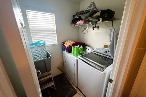 Casa en venta en Land O' Lakes, Florida, 4 dormitorios, 161.74 m2 № 1250464 - foto 19