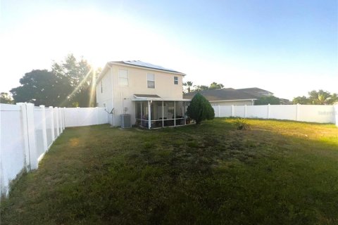 Casa en venta en Land O' Lakes, Florida, 4 dormitorios, 161.74 m2 № 1250464 - foto 6