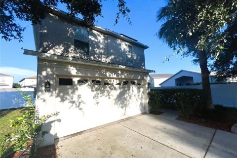 Casa en venta en Land O' Lakes, Florida, 4 dormitorios, 161.74 m2 № 1250464 - foto 3