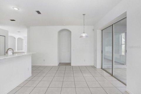 Купить виллу или дом в Брэндон, Флорида 9 комнат, 243.22м2, № 1567019 - фото 15