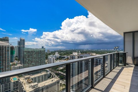 Купить кондоминиум в Майами, Флорида 1 спальня, 79.15м2, № 1932510 - фото 1