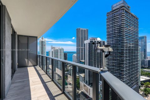 Купить кондоминиум в Майами, Флорида 1 спальня, 79.15м2, № 1932510 - фото 2