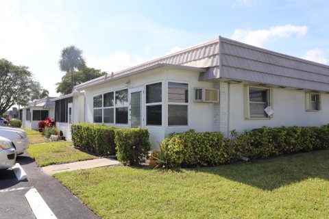 House in Delray Beach, Florida 2 bedrooms, 82.03 sq.m. № 1134901 - photo 1