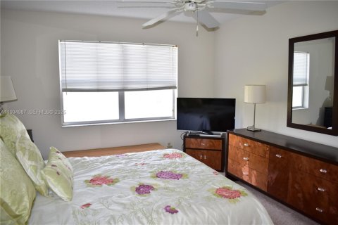 Copropriété à vendre à Sunrise, Floride: 1 chambre, 80.08 m2 № 1993052 - photo 12