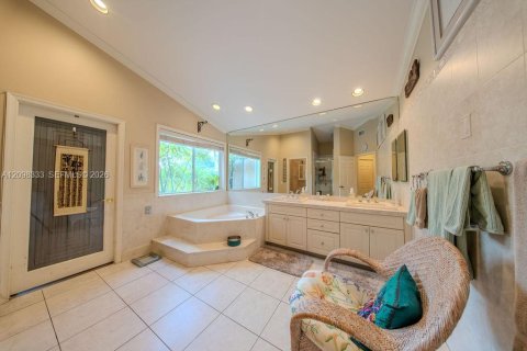 Villa ou maison à vendre à Plantation, Floride: 6 chambres, 354.14 m2 № 2400722 - photo 19