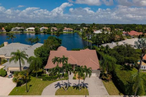 Villa ou maison à vendre à Plantation, Floride: 6 chambres, 354.14 m2 № 2400722 - photo 2