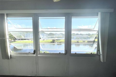 Condominio en venta en Deerfield Beach, Florida, 1 dormitorio, 68.56 m2 № 2146421 - foto 9