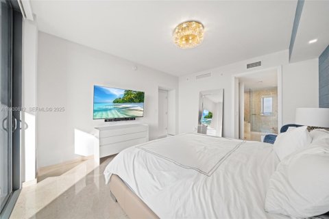 Condo in Miami, Florida, 3 bedrooms  № 1991054 - photo 24