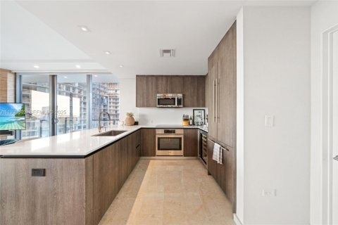 Condo in Miami, Florida, 3 bedrooms  № 1991054 - photo 7