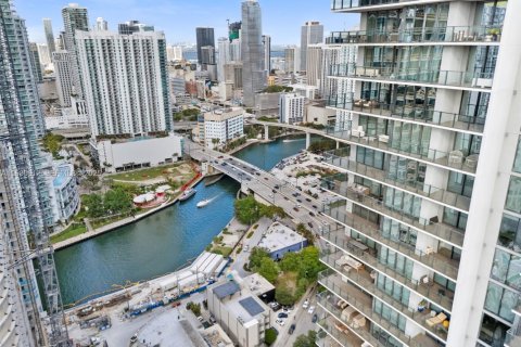 Condo in Miami, Florida, 3 bedrooms  № 1991054 - photo 13