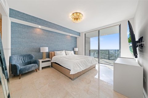 Condo in Miami, Florida, 3 bedrooms  № 1991054 - photo 23