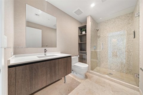 Condo in Miami, Florida, 3 bedrooms  № 1991054 - photo 22