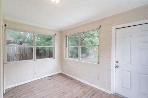 Villa ou maison à vendre à Orlando, Floride: 2 chambres, 75.44 m2 № 2145331 - photo 12
