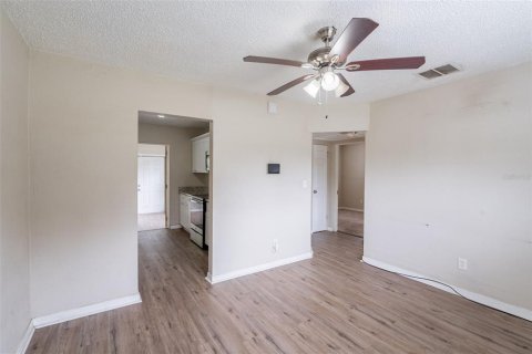 Villa ou maison à vendre à Orlando, Floride: 2 chambres, 75.44 m2 № 2145331 - photo 8