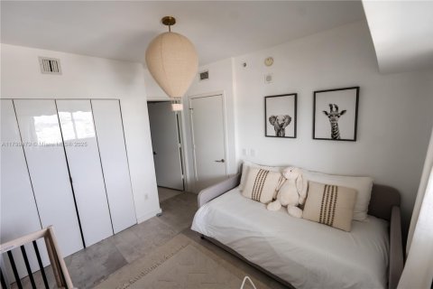 Condo in Miami, Florida, 2 bedrooms  № 1695499 - photo 14