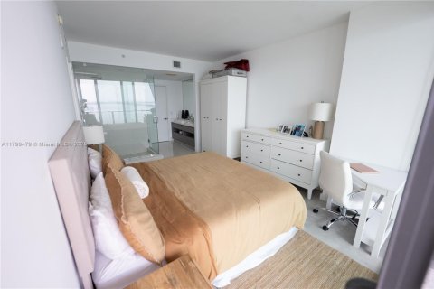 Condo in Miami, Florida, 2 bedrooms  № 1695499 - photo 9