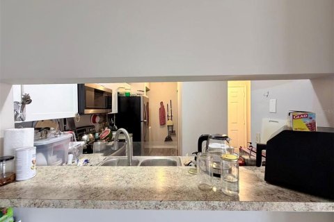 Condo in Orlando, Florida, 2 bedrooms  № 2149168 - photo 13