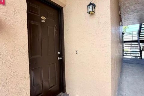 Condo in Orlando, Florida, 2 bedrooms  № 2149168 - photo 6