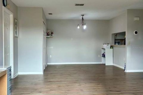 Condo in Orlando, Florida, 2 bedrooms  № 2149168 - photo 17