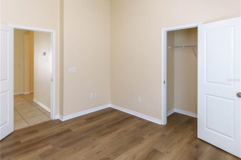 Villa ou maison à louer à Spring Hill, Floride: 4 chambres, 193.42 m2 № 2400350 - photo 23